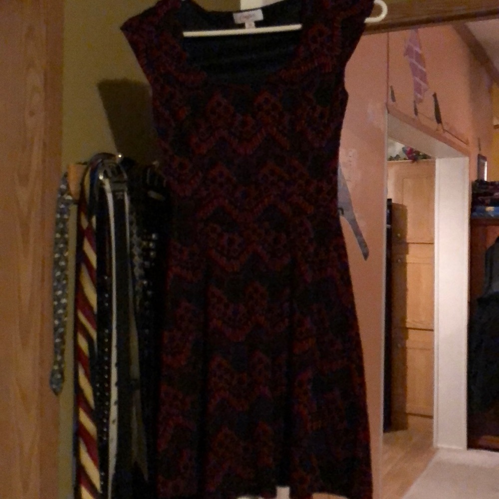 Dress - Picture 2 of 3